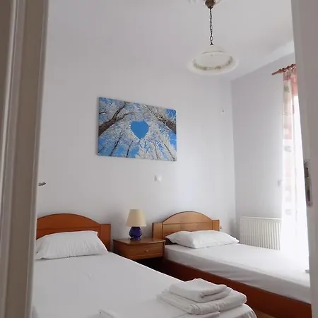 Kolona Apartments Lixouri