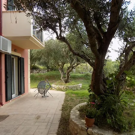 Apartmán Kolona Lixouri