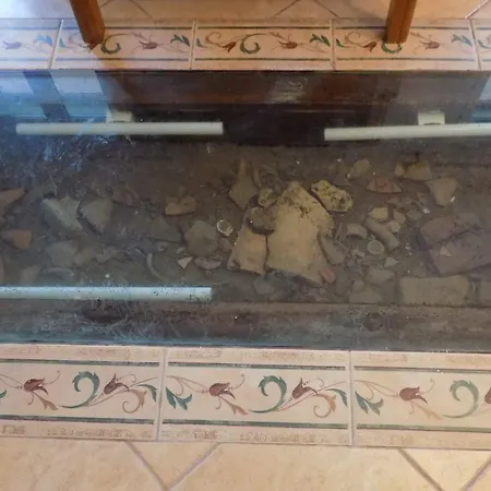 Kolona Ликсури